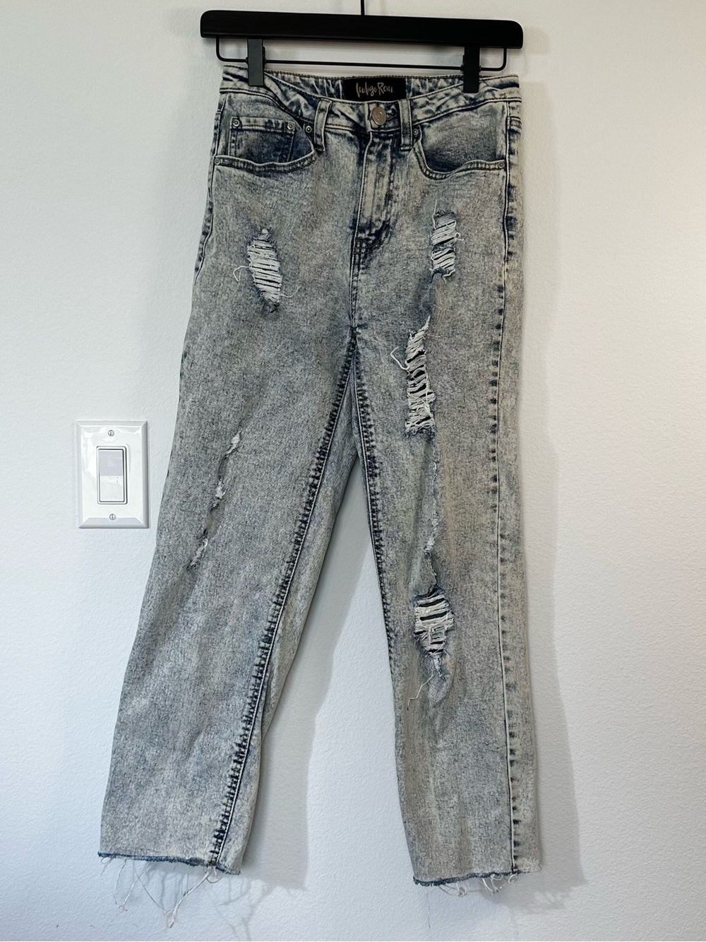 INDIGO REIN Acid Wash Distressed Cropped Straight Jeans Size 3/25